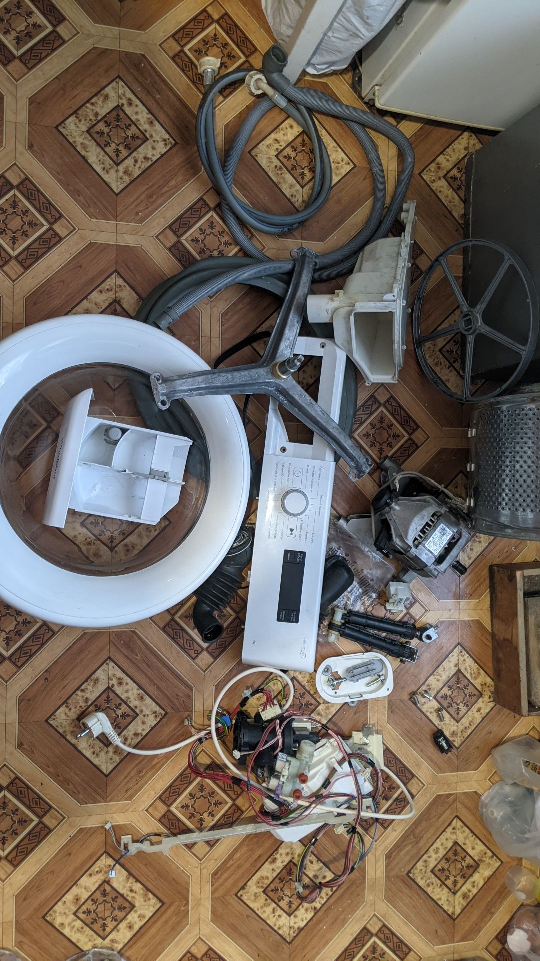 Мотор до пральної машини Whirlpool FWSF 61053 W UA двигун електронік