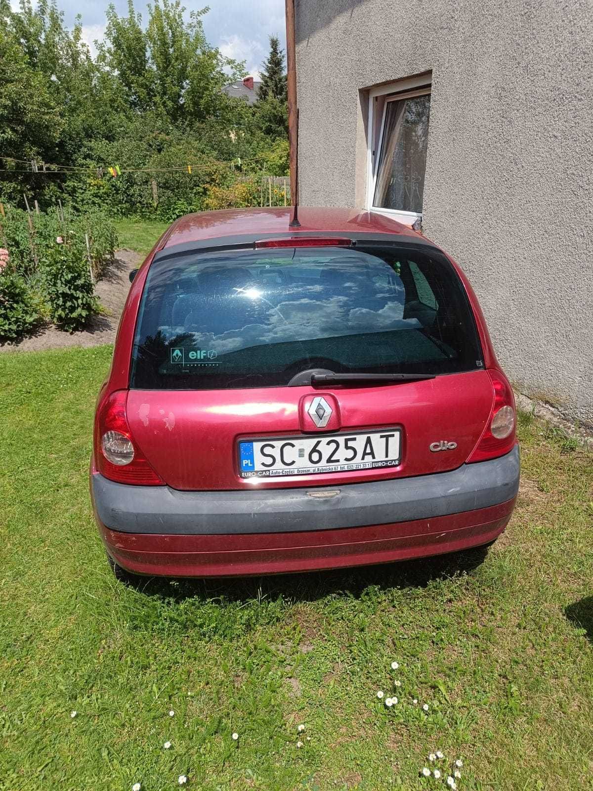 Syndyk sprzeda Renault Clio 2003r.