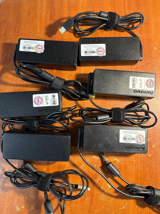 Блок живлення для ноутбука Lenovo (20V 90W) прямокутний штекер, Z710