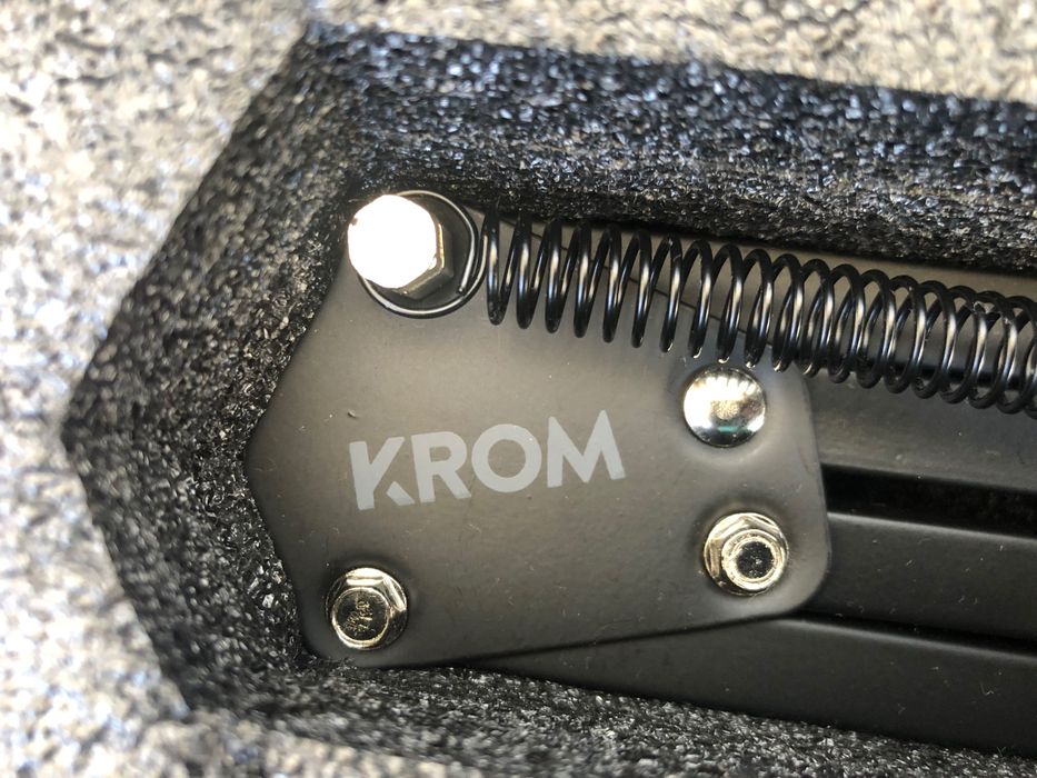 Microfone Gaming KROM KAPSULE HQ Streaming (NOVO)