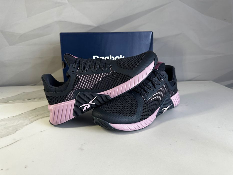 Жіночі кросівки Reebok оригінал TRAINING 39р /25см