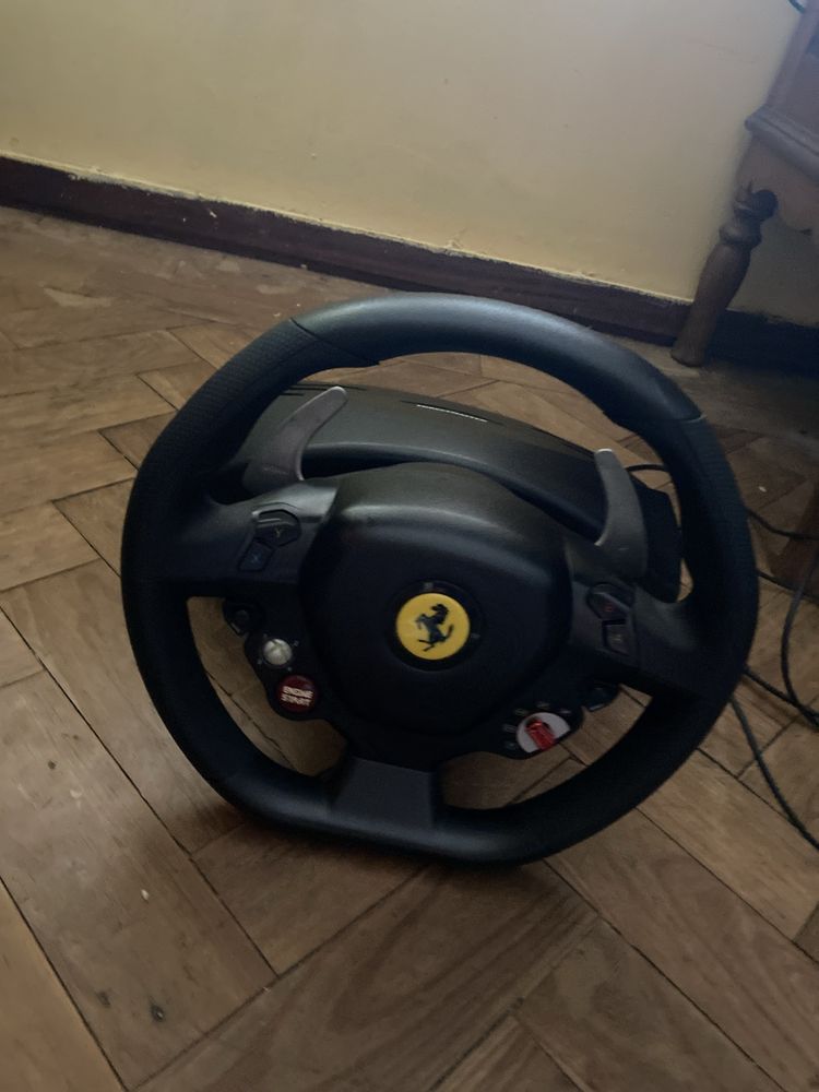 Pedal e volante do Xbox