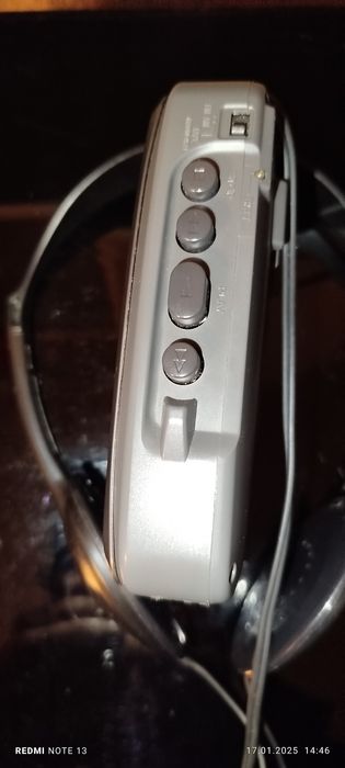 Wolkmen Sony FM-FX 173