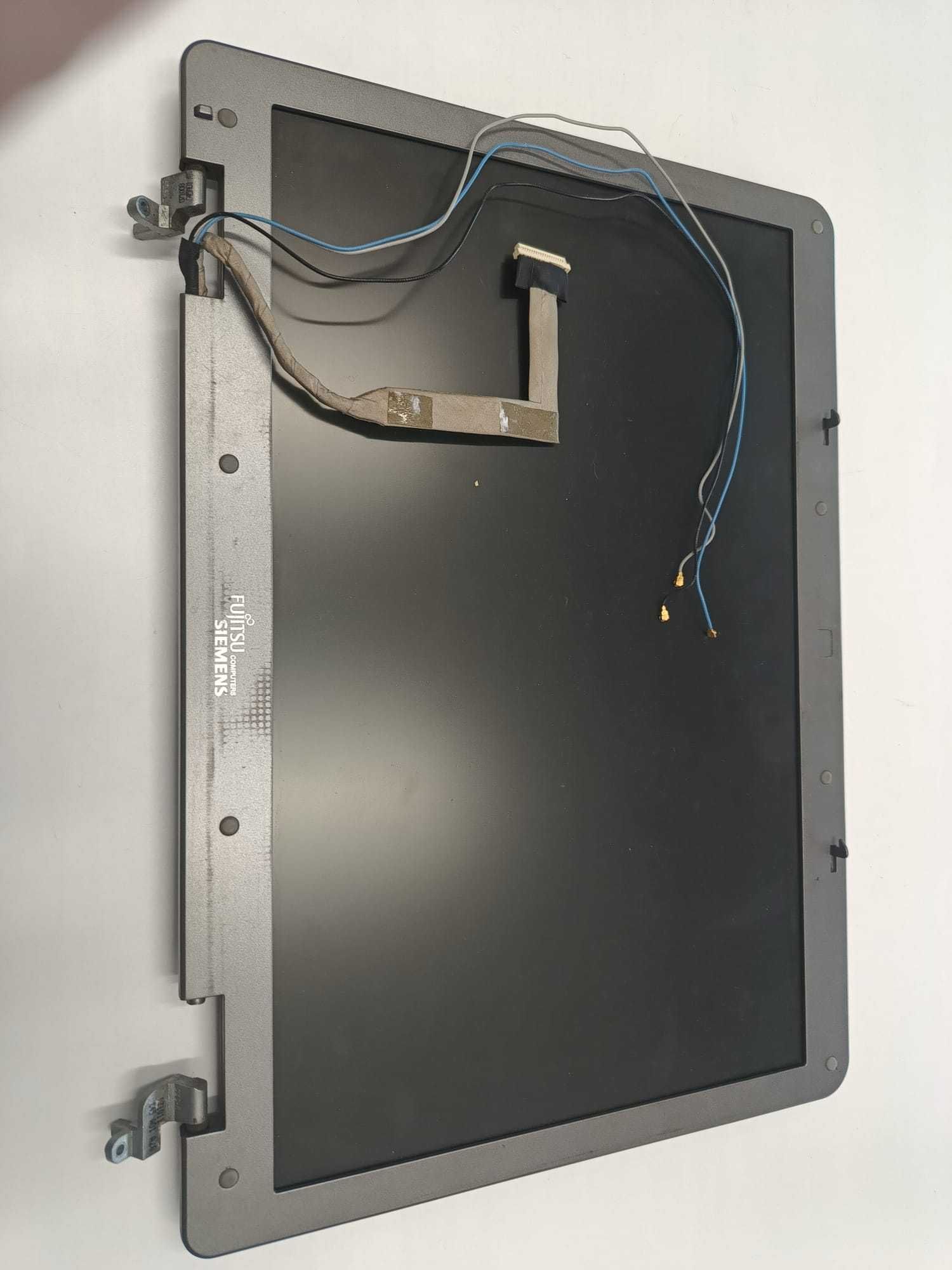 Klapka matrycy do Fujitsu Esprimo MS2216.