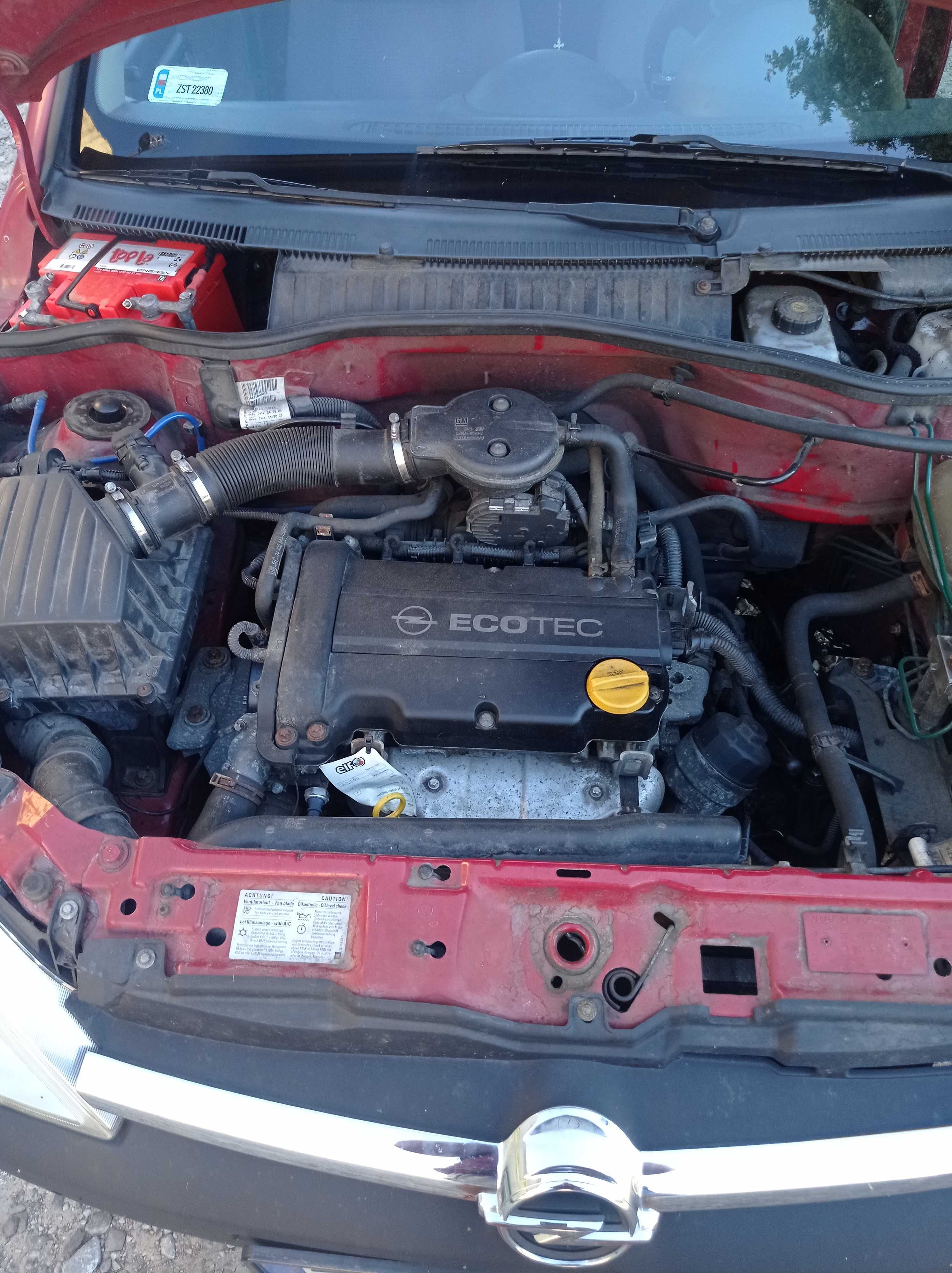 Opel corsa c 1200 benzyna