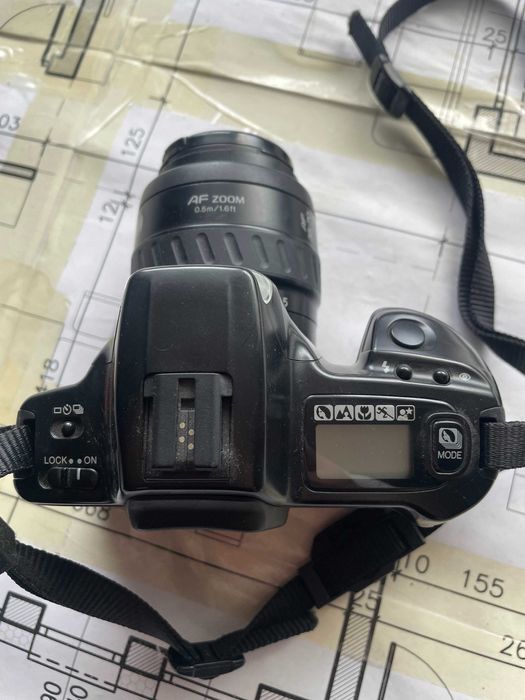 Minolta Dynax 300si z AF 35-70mm f/3.5-4.5