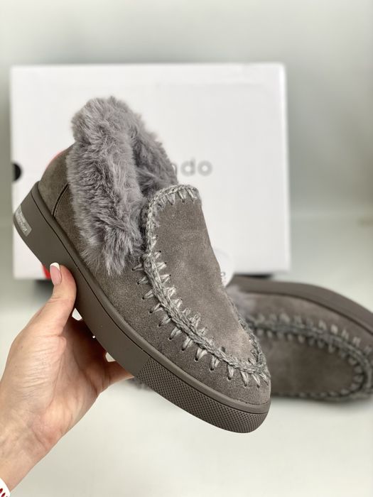 UGG  blondo розмір 40-41 натуральна замша лофери Loro Piana