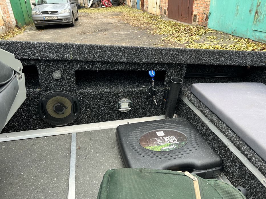 Лодка МКМ (без мотору і лафета) з документами без обвісу