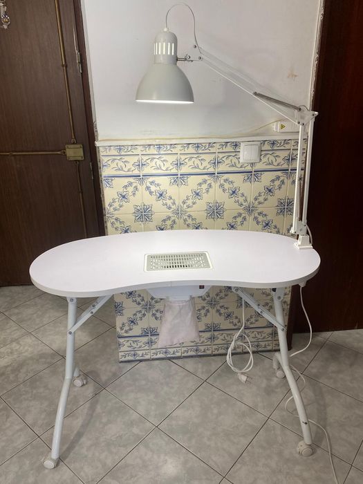 Mesa de manicure