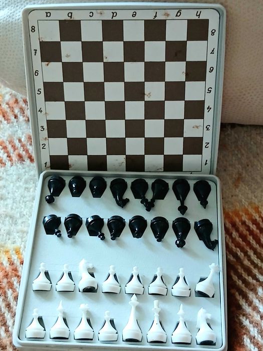 Шахматы новые дорожные ссср.