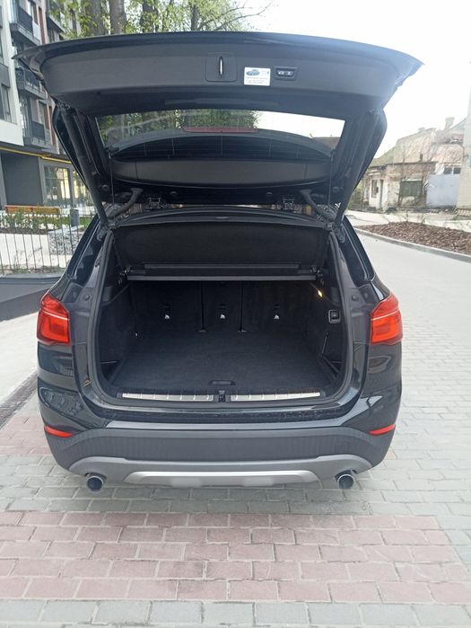 Продам BMW X1 2.0