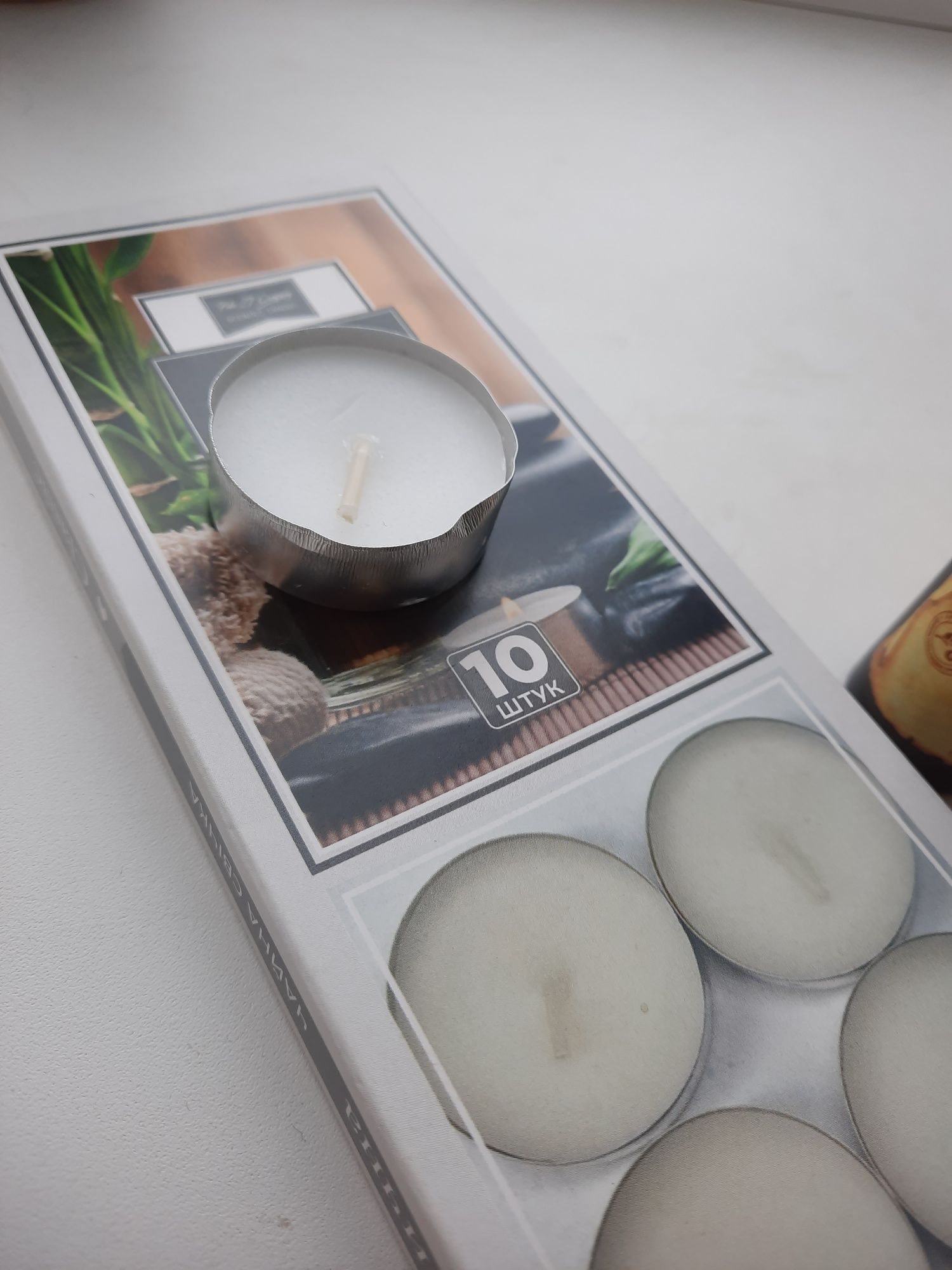 Подарунковий набір: ароматична лампа з маслом і набір свічок(10шт)