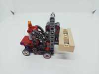 Używane klocki LEGO Technic Wózek widłowy z paletą 30655