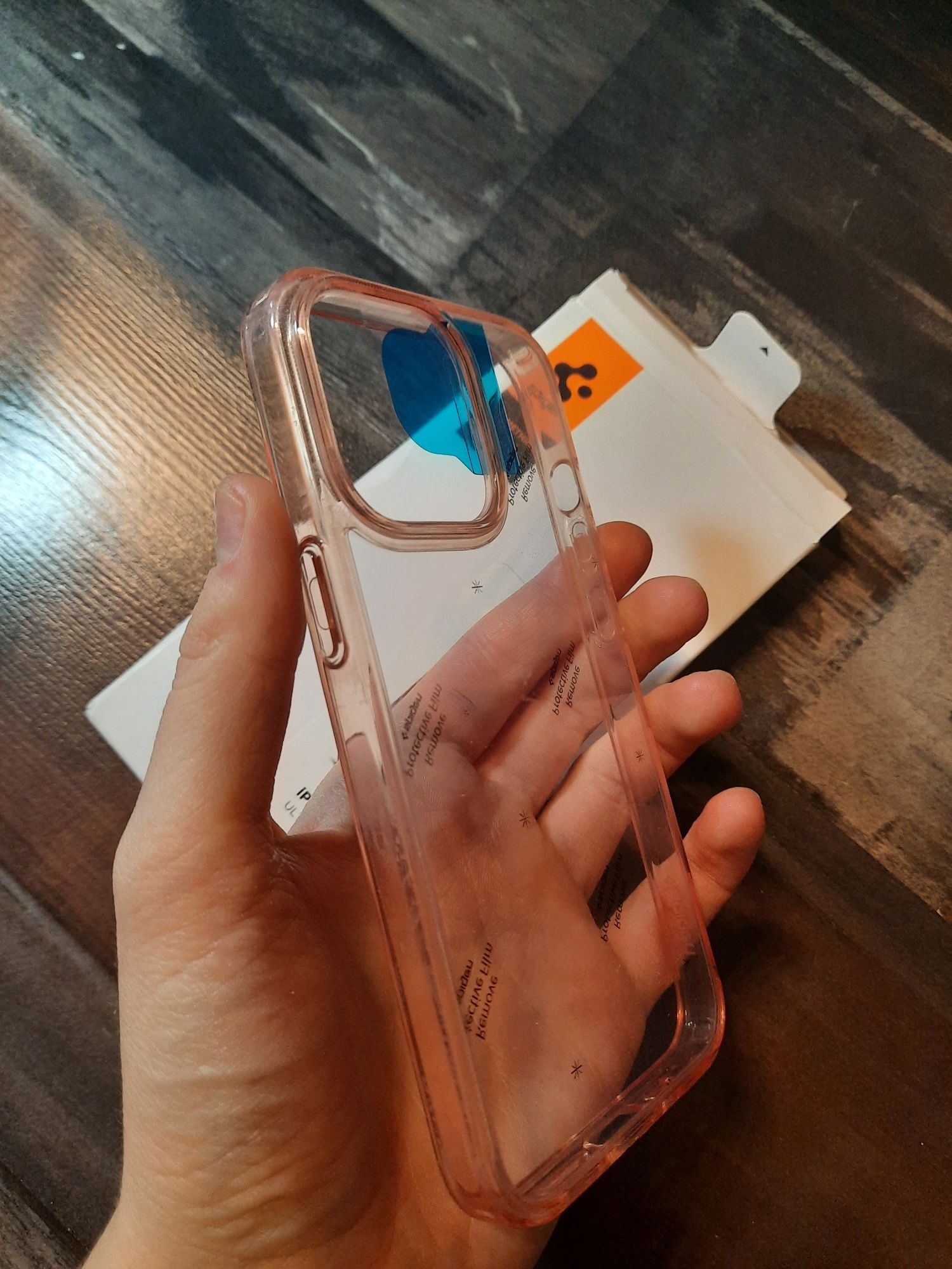 Etui na IPhone 13pro Spigen ultra hybrid nowy