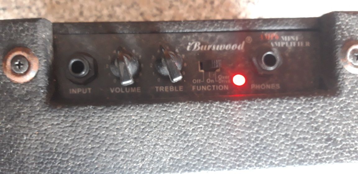 Mini Amplificador Burswood