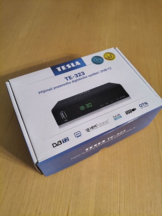 Dekoder DVB-T2 Tesla TE-323 NOWY
