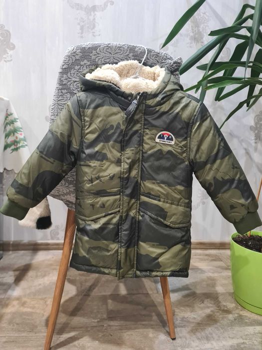 Куртка весна осінь для хлопчика розмір 92