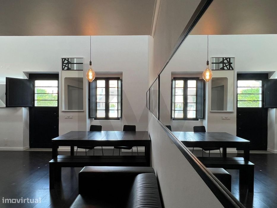 Moradia T2 para arrendamento em Vila Berta Carcavelos