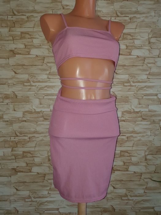 Nowa różowa sexy seksowna sukienka obcisła prążkowana z wycięciem S