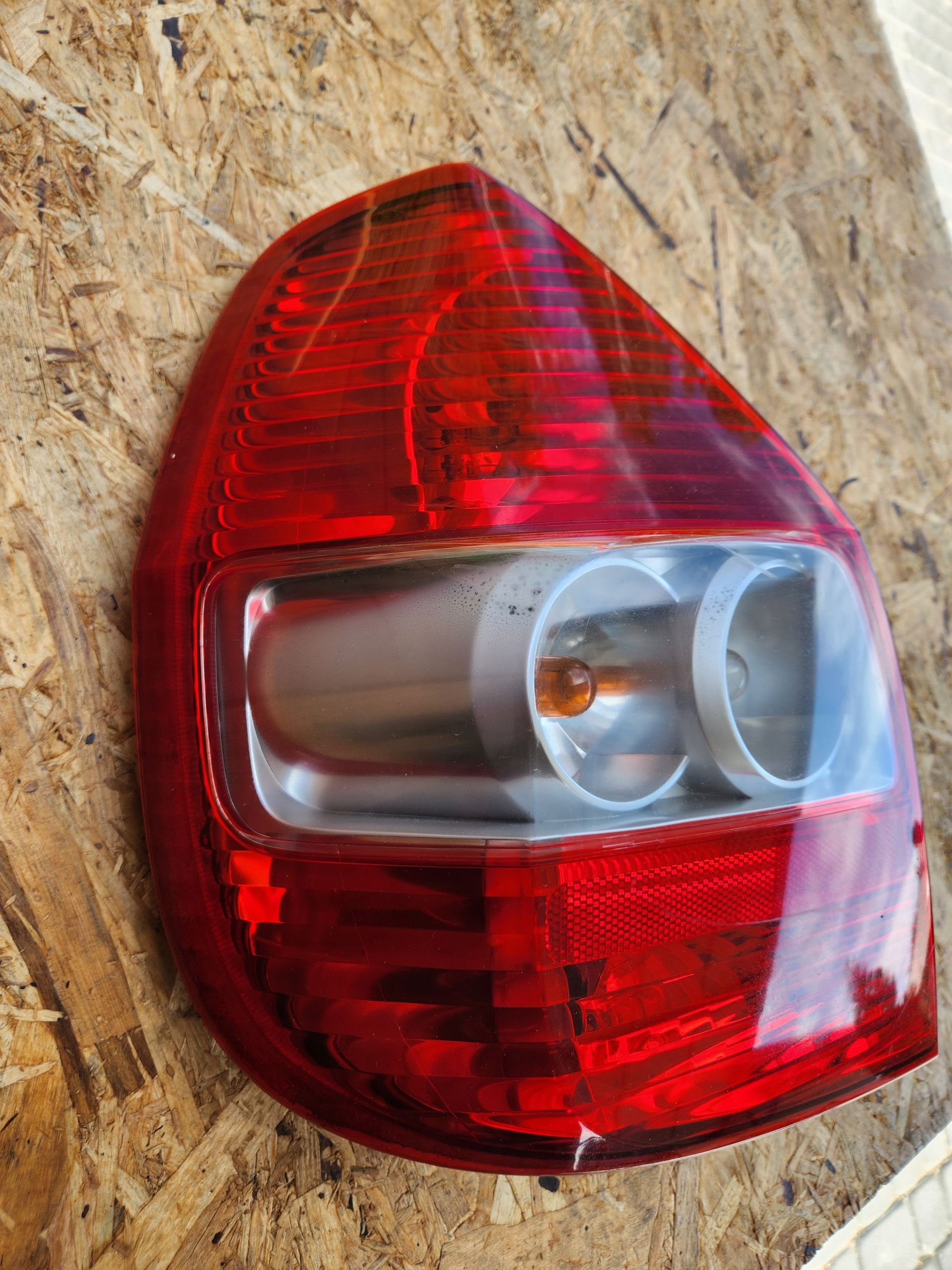 Lampa Lewa Tył Honda Jazz Ii Europa tylnia lewy