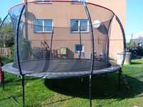 Trampolina duża- niewiele używana