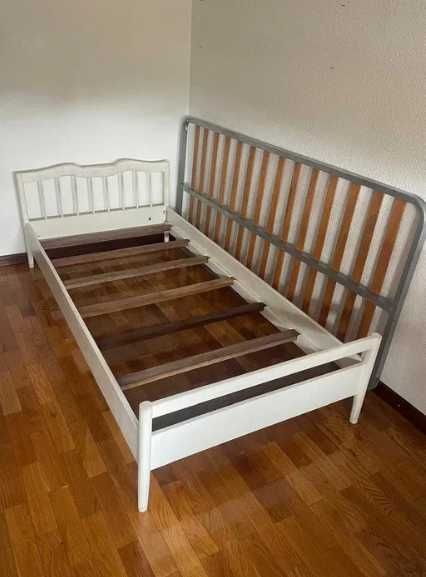 Cama de solteiro branca mais estrado