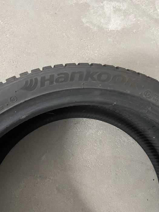 225/40 r 18 Hankook winter i cept evo 2