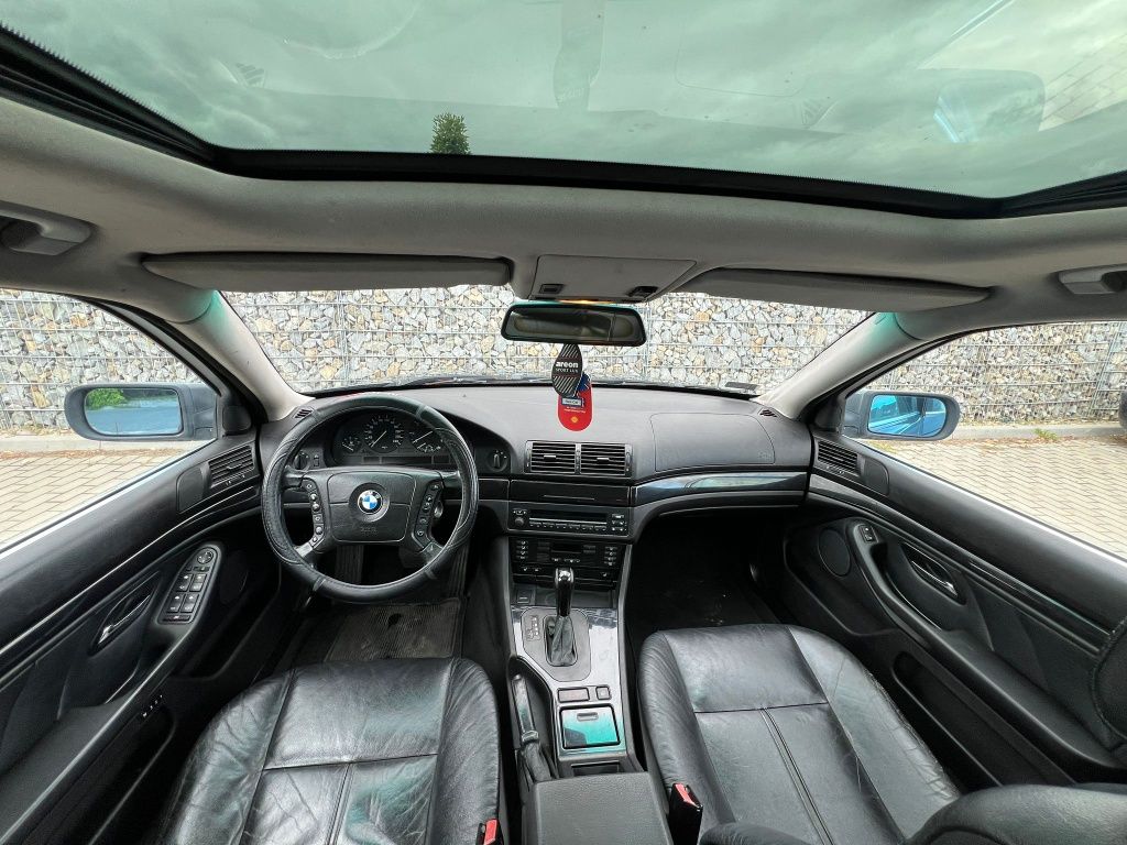 Bmw e39 3.0 diesel/Automat/Szyberdach/Komforty/Skóra/Xenon/PDC/Zamiana