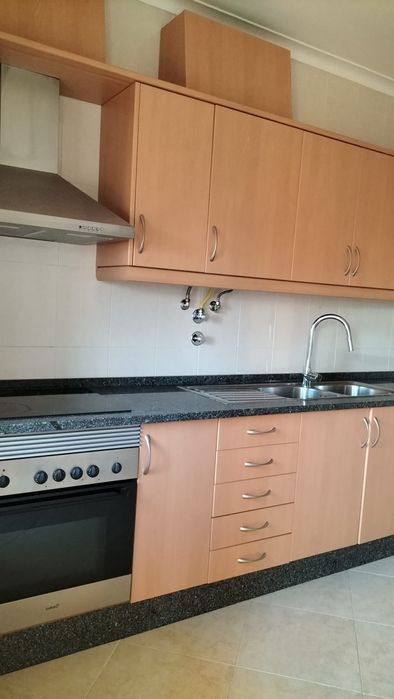 Cozinha usada em bom estado