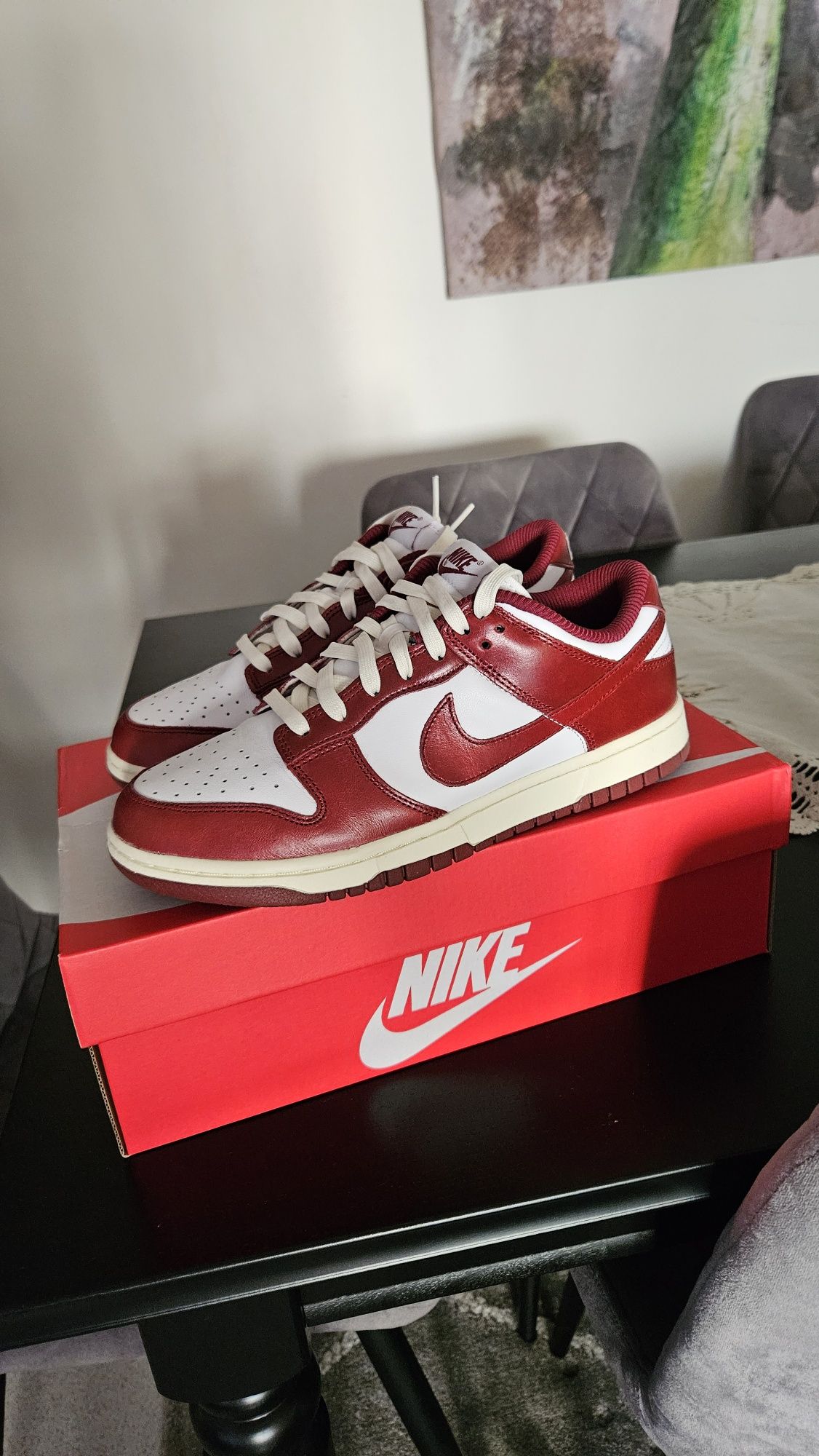 Nike dunk low PRM Team red