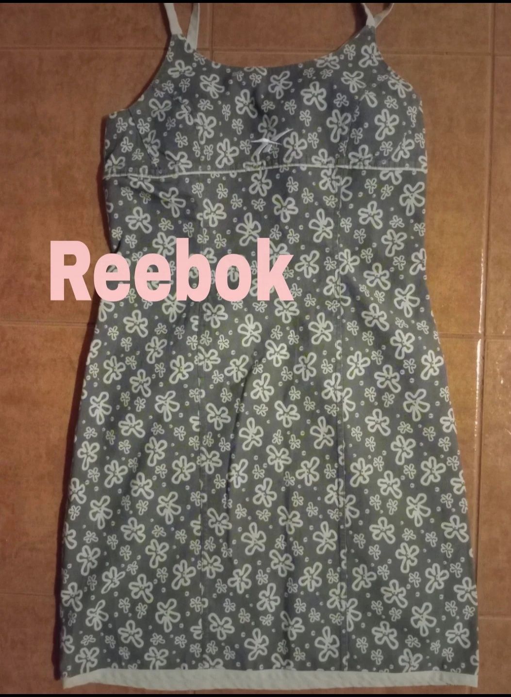 Vestido Reebok perfeito estado