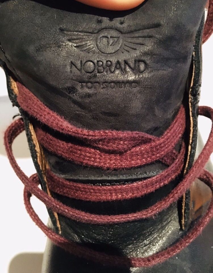 Botas NOBRAND NOVAS (usadas uma única vez ) pele cabedal