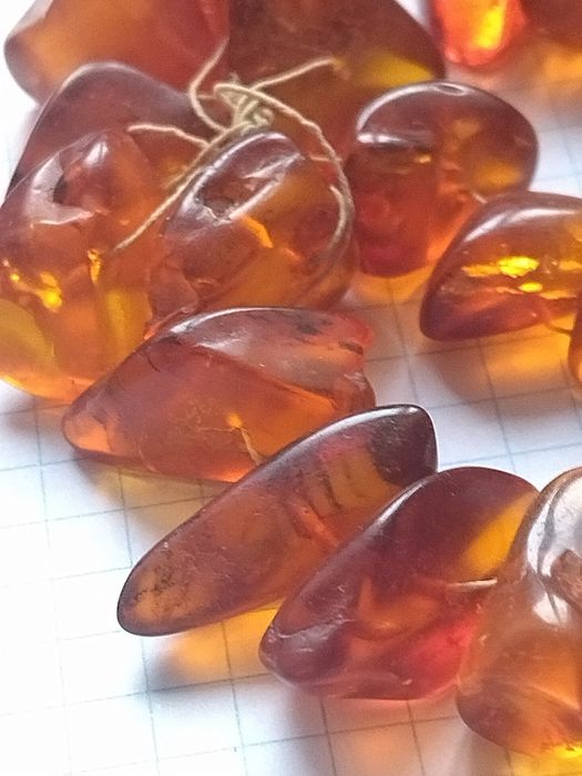 Бусы янтарь 80 гр.