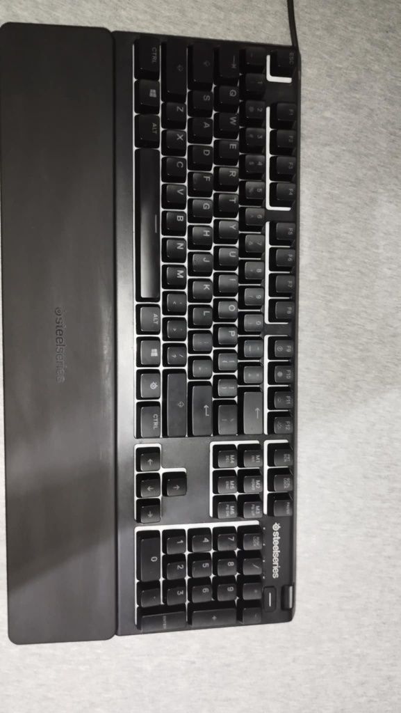 Klawiatura steelseries apex 3