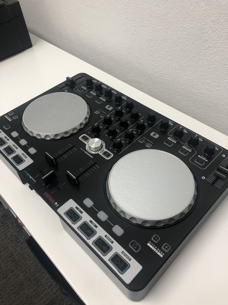 Reloop beatmix (virtual dj)