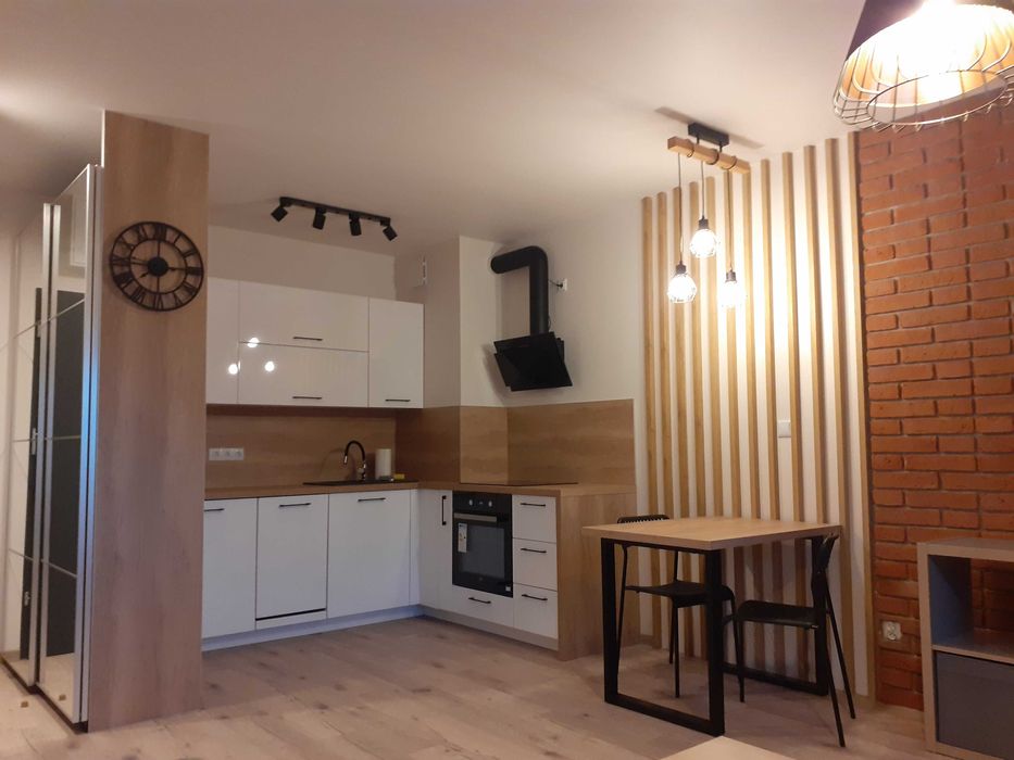 Komfortowy apartament z balkonem + miejsce parkingowe