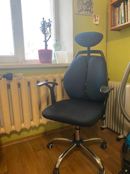 Крісло на колесах