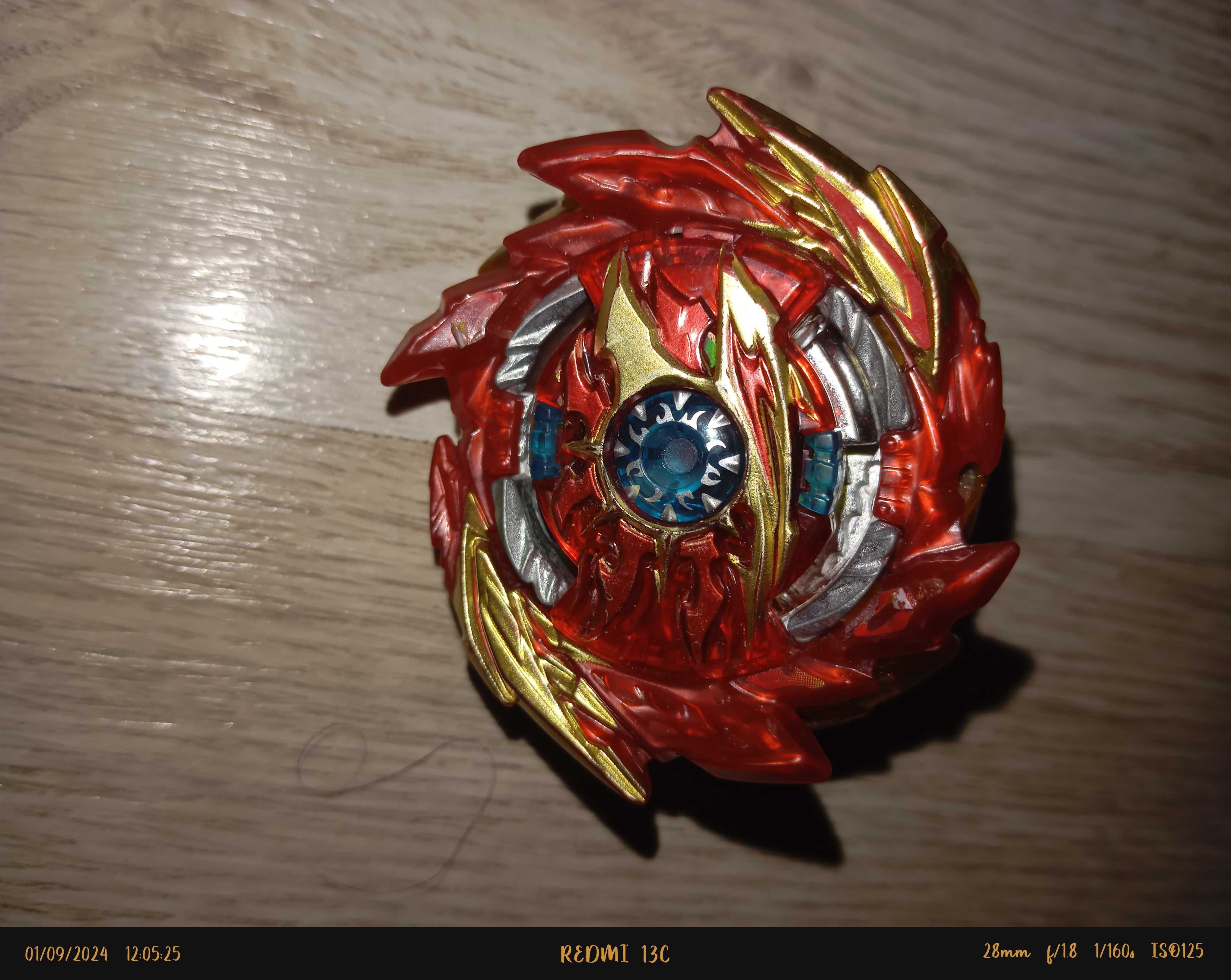 vendo beyblades com 3 lasadores