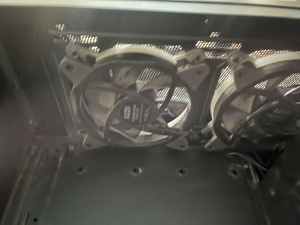 Pc gaming  pronto a ser usado