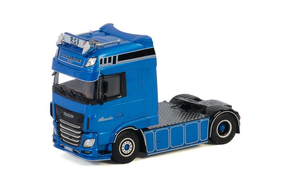 WSI DAF XF RSJ Super Space Cab 1/50