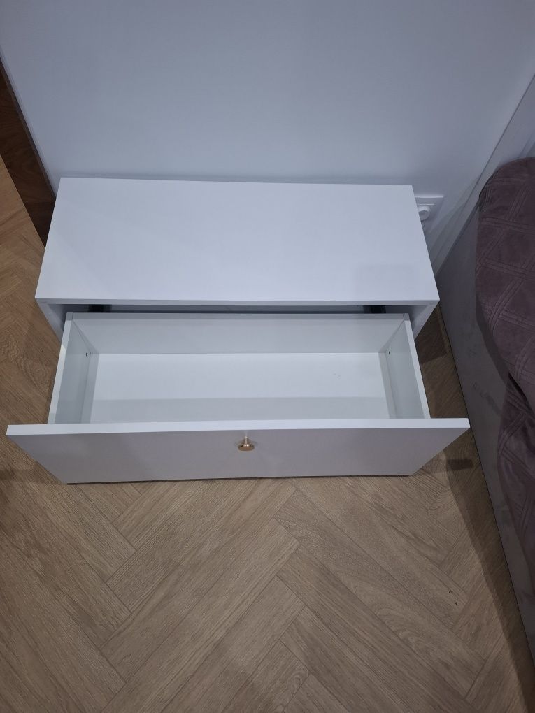 Komoda niska biała