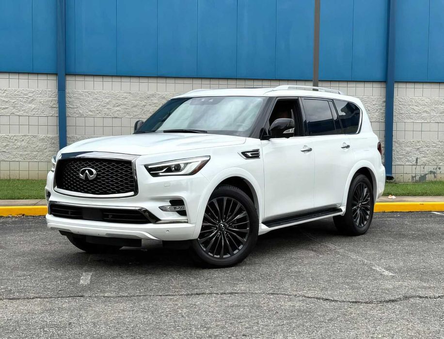 Infiniti QX80      2023