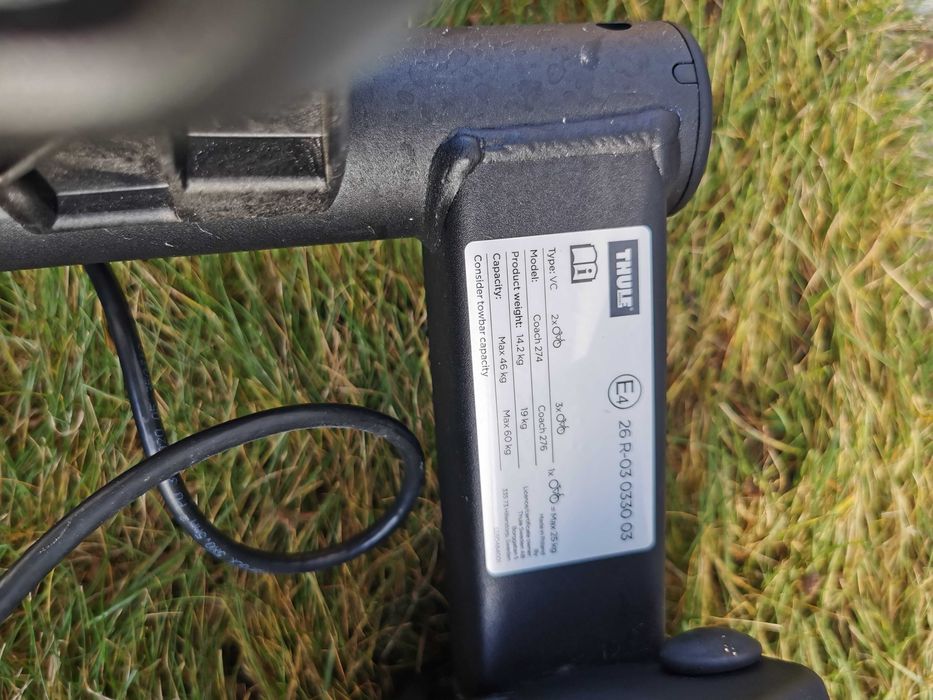 THULE Coach 276 bagażnik rowerowy na hak 3 rowery LED VeloCompact 926