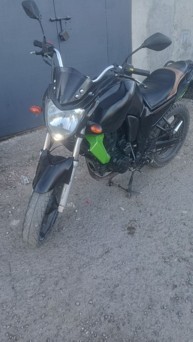 Продам Viper R2 200