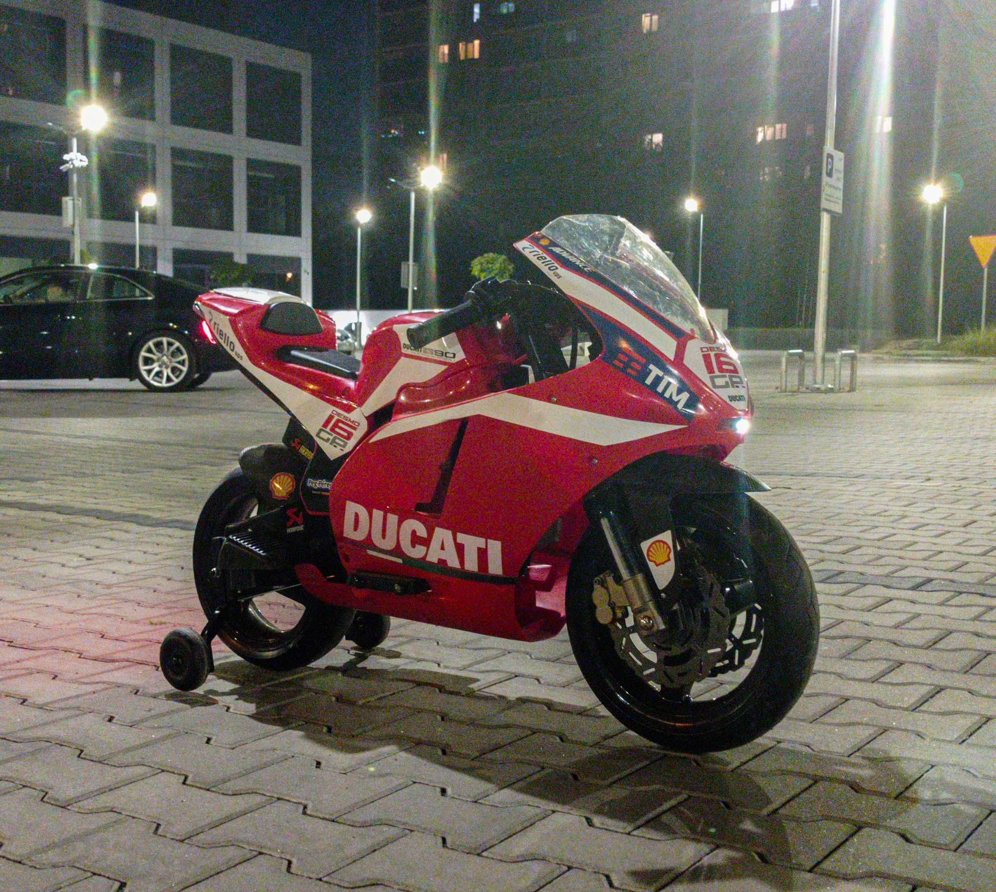 Motor dla dziecka 3+ DUCATI Desmosedici elektryczny