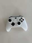 comando X-Box branco