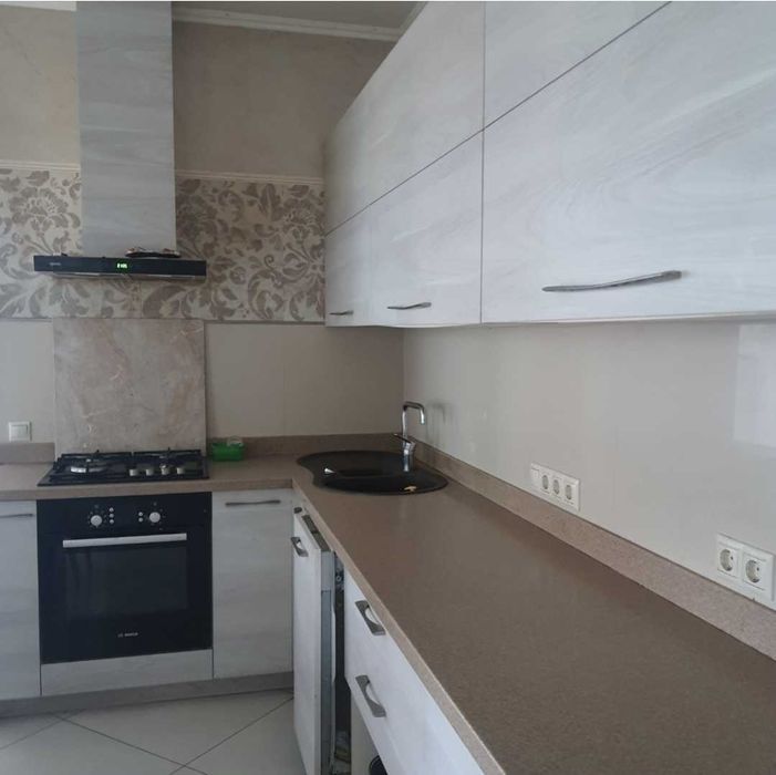 Продам будинок 192м2, с.Липівка, Макарів