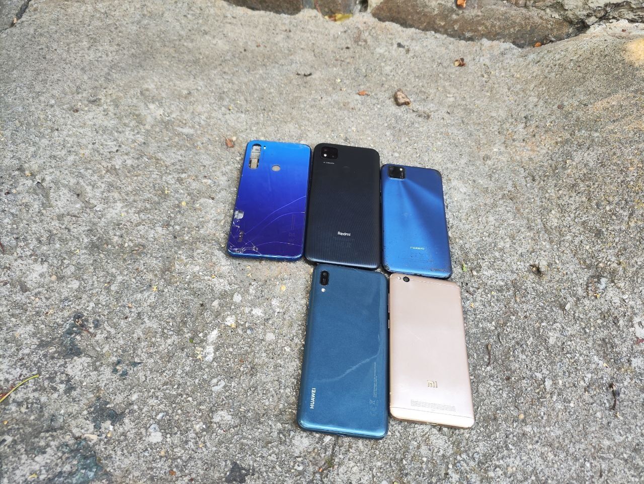 Продам лот смартфонів, Huawei, Redmi запчастини
