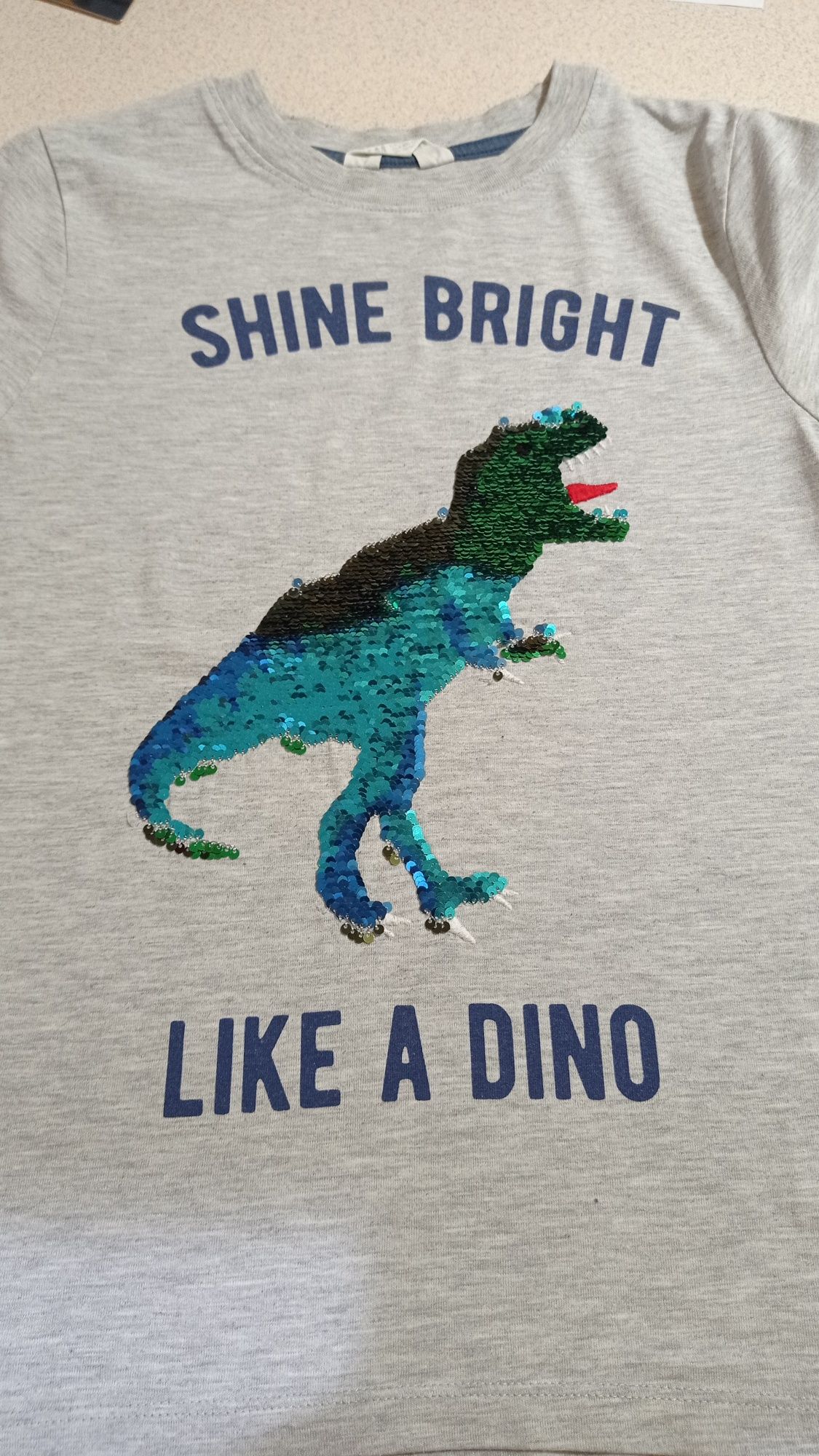 Super Koszulka H&M bluzka t-shirt - dinozaur cekinowy dwustronny