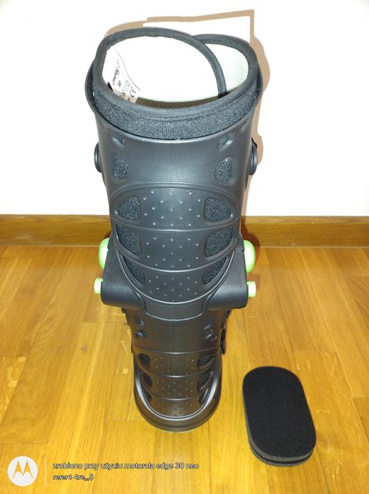 Orteza na stopę i goleń rozmiar M jak nowa za kawę